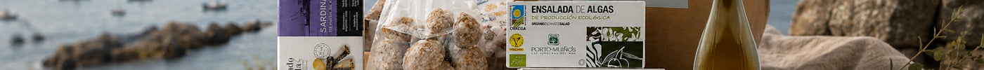 Caja Gourmet con Productos artesanales de Galicia y un vino Godello