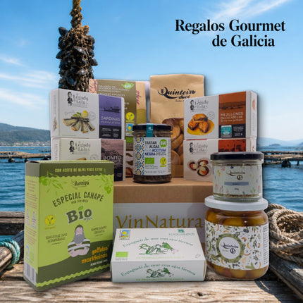 Caja Camiño de VinNatura con conservas gourmet de Galicia, algas ecológicas, dulces artesanales y productos para regalar
