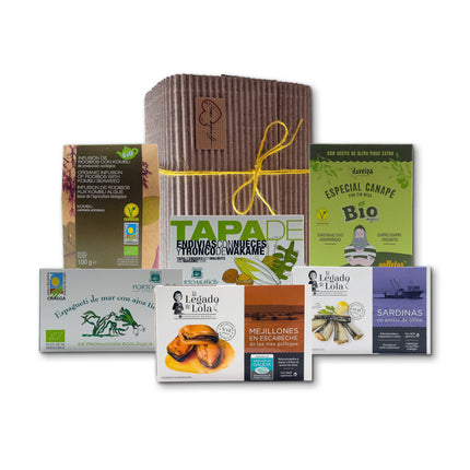 Pack Albura de VinNatura con conservas de Galicia, algas ecológicas, tapas vegetales y galletas mariñeiras, listo para regalar