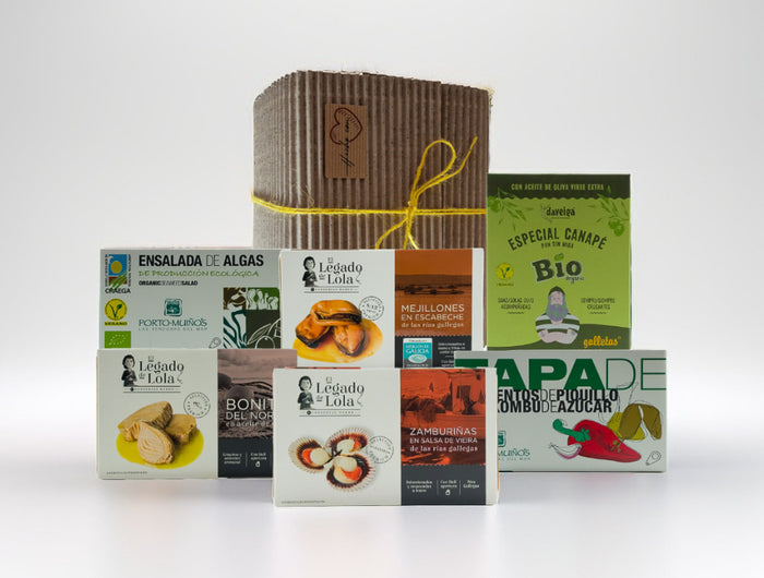 Pack gourmet con conservas artesanales de Galicia, tapa de pimientos, algas y pan crujiente. Ideal para regalar, regalo de empresa o disfrutar en buena compañía.