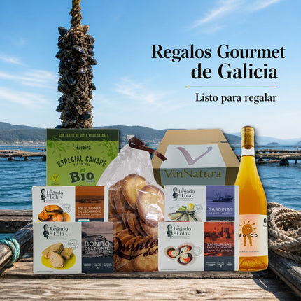 Caja gourmet Arousa de VinNatura con conservas de Galicia, dulces artesanales, aperitivos y vino naranja natural