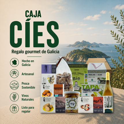 Regalo gourmet gallego Cíes con conservas artesanales, algas de Galicia, dulces tradicionales y vino Godello en presentación cuidada
