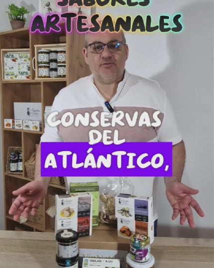 Caja de regalo Morriña con productos Gallegos y conservas gourmet del mar y el monte