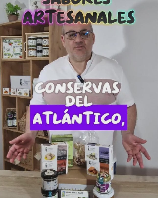 Caja de regalo Morriña con productos Gallegos y conservas gourmet del mar y el monte